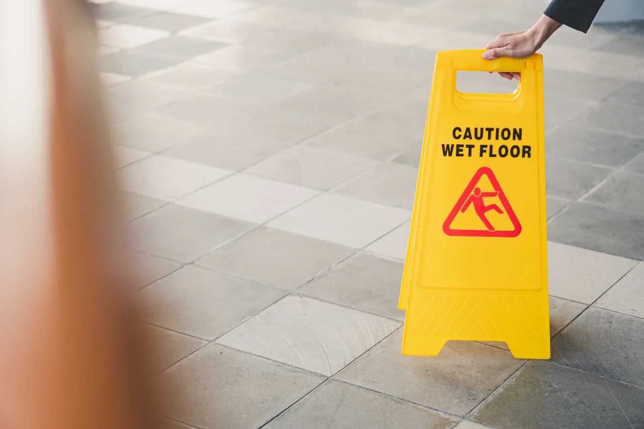 wet floor sign